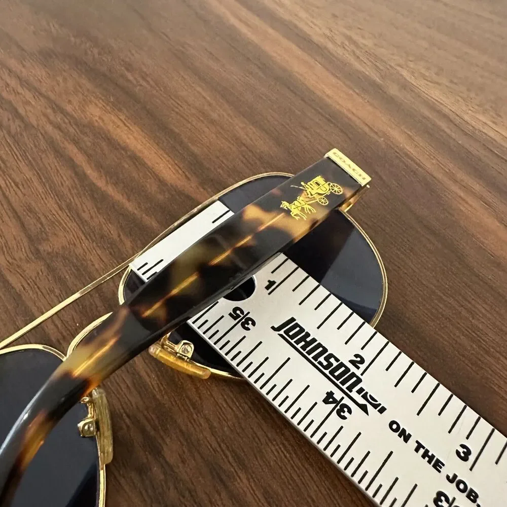 Coach HC7059 Sunglasses - Gold/Tokyo Tortoise